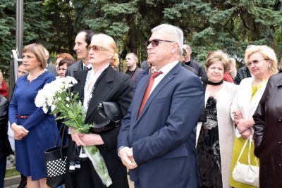 Basorelief Timofei Moșneaga