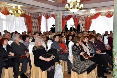 Conferință privind problemele schizofreniei