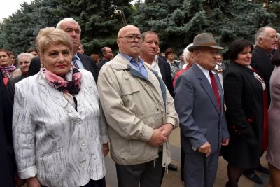 Basorelief Timofei Moșneaga